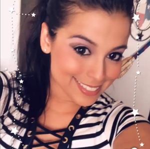 Meet your Posher, Valarie